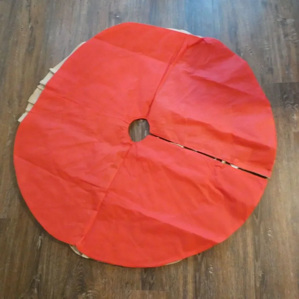 Christmas Tree Skirt Red Plaid White Lace Burlap Pleated Ruffles Cottagecore‎